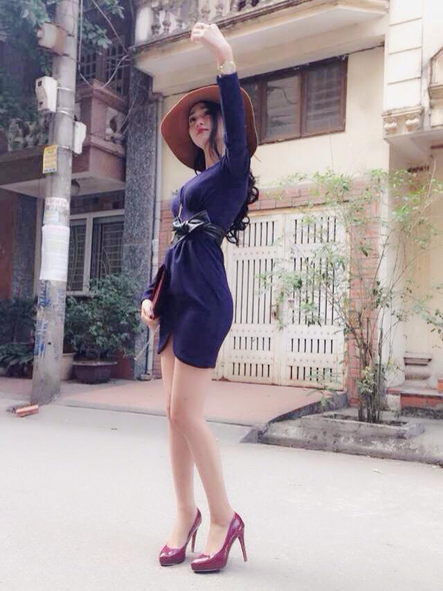 清纯校花沦为胯下玩物视频